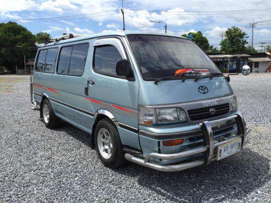 ขาย รถตู้ หัวจรวด ปี 1996 เครื่อง 2500 พวงมาลัยเพาเวอร์