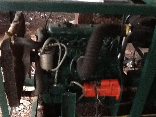 ขายครับเครื่องปั่นไฟขนาด15kwเครื่องToyota. Bu85แรงเครื่องเดินหนิ่มสำใช้งานปานกลางซื้อมาไม่ใด้ใช้ขายขาดทุนครับ