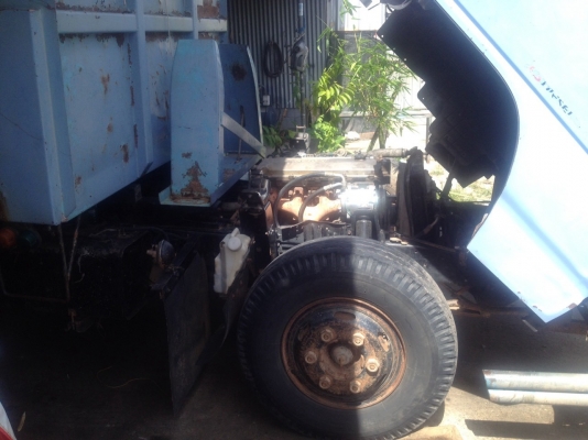 หกล้อ อีซูชุ NPR120 ปี43 ดั้มสามมิต5คิว รถสภาพสวยจัดสีเดิมพร้อมใช้งาน เอกสารทะเบียนพร้อมโอน (ราคา559,000บ) รถสภาพสวยไม่มีโซม ครับท่าน