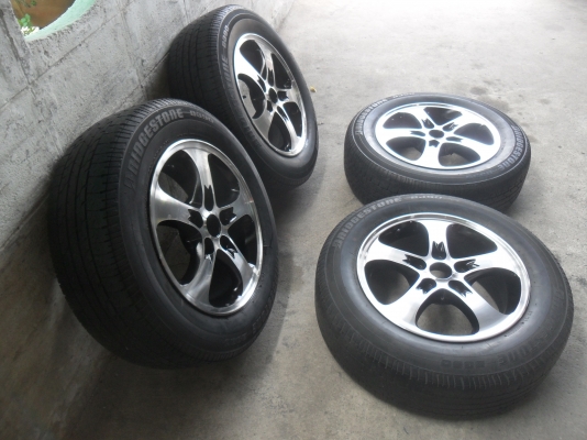 ล้อแม็ก 16นิ้ว 5รู114 ใส่ไมตี้ได้ สวยๆ พร้อมยาง 4 ล้อ ลดราคาเหลือ 5000 บาท ล้อแม็ก 16นิ้ว 5รู114 ใส่ไมตี้ได้ สวยๆ พร้อมยาง 4 ล้อ ลดราคาเหลือ 5000 บาท