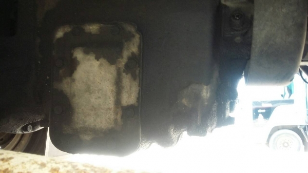 รถอีซูซุ 6 ล้อ หลังถนน 145 แรงม้า.    สนใจติดต่อ  081 - 6079515