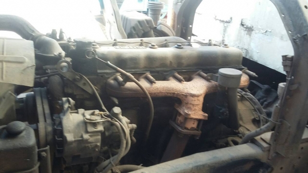 รถอีซูซุ 6 ล้อ หลังถนน 145 แรงม้า.    สนใจติดต่อ  081 - 6079515