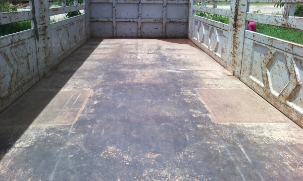 รถอีซูซุ 6 ล้อ หลังถนน FTR 175 แรงม้า.  ( รถห้างแท้. )    สนใจติดต่อ  081 - 6079515