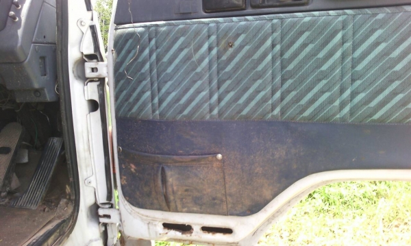 รถอีซูซุ 6 ล้อ หลังถนน FTR 175 แรงม้า.  ( รถห้างแท้. )    สนใจติดต่อ  081 - 6079515