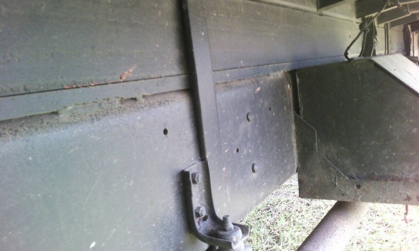 รถอีซูซุ 6 ล้อ หลังถนน FTR 175 แรงม้า.  ( รถห้างแท้. )    สนใจติดต่อ  081 - 6079515