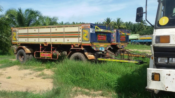 ขายหางพ่วง 2 เพลา. ปี 50.   ( มีขาย 2 หาง. )    สนใจติดต่อ  081 - 6079515