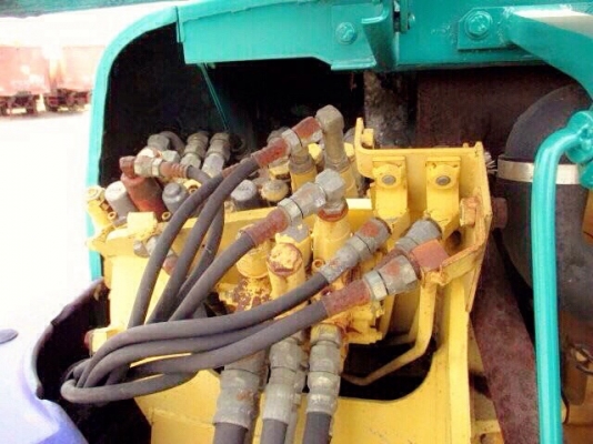 ขายรถขุดแบคโฮ KOMATSU  Pc40-7  (เครื่อง4สูบ คอนโทลสั้น.แทรคเหล็ก) รถพร้อมใช้งาน เอกสารอินวอยครบ ราคา 410,000 ฿