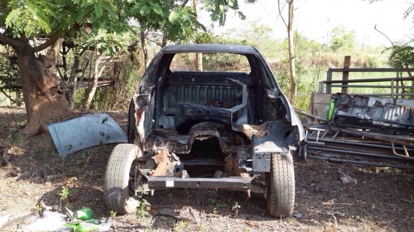 มิตซูไททั่น ปี11. เครื่องเบนซิล สีเทาเเคป.โอนลอยบุคล