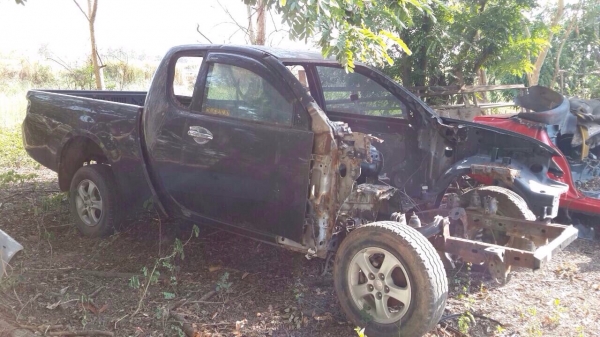 มิตซูไททั่น ปี11. เครื่องเบนซิล สีเทาเเคป.โอนลอยบุคล