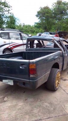 อีซูซุเเคป ปี95 เครื่อง90 สีเขียว โอนลอยๆ หรือ เเยกอะไหลทั้งคัน