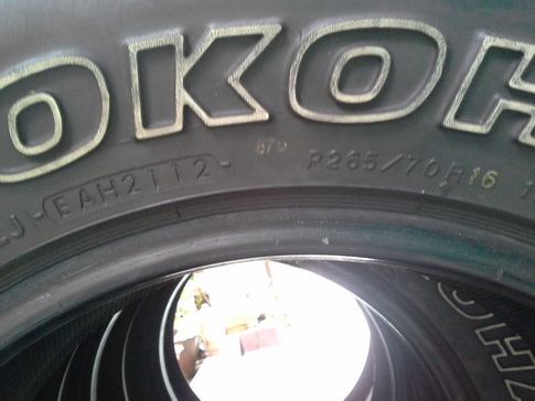 Yokohama AT-S ขนาด 265/70/16 ปี11 สภาพสวยๆ 1ชุด