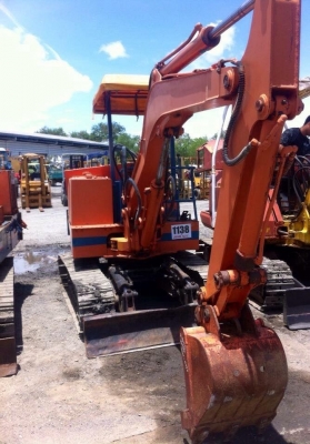 KOBOTA KH-14 ขนาด Pc30. เครื่อง3สูบ เครื่องระบบดี ช่วงล่างเเน่น. ชัวโมงการทำงาน 4,890 ช.ม. ราคา 180,000. สนใจ 096-3268553. ช่างเบนซ์ iD lINE 0963268553 KOBOTA KH-14 ขนาด Pc30. เครื่อง3สูบ เครื่องระบบดี ช่วงล่างเเน่น. ชัวโมงการทำงาน 4,890 ช.ม. ราคา 180,000. สนใจ 096-3268553. ช่างเบนซ์ iD lINE 0963268553