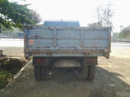 ขายรถหกล้อดั้มสนใจติดต่อ 0817644684