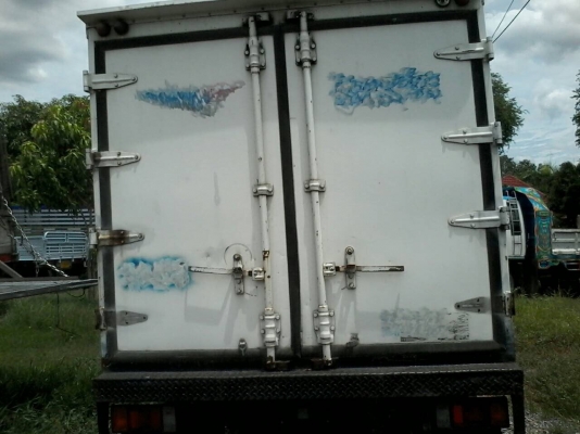 ขาย6ล้อISUZU NKR ปี48ไฟทับทิม เครื่อง130โทโบ ตู้แห้งยาว4.30เมตร