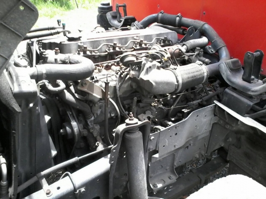 ขาย6ล้อISUZU NKR ปี48ไฟทับทิม เครื่อง130โทโบ ตู้แห้งยาว4.30เมตร