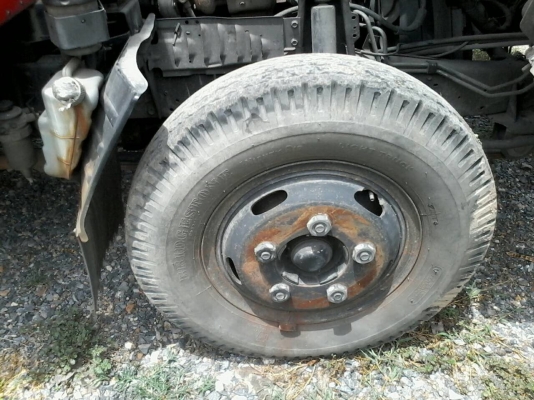 ขาย6ล้อISUZU NKR ปี48ไฟทับทิม เครื่อง130โทโบ ตู้แห้งยาว4.30เมตร