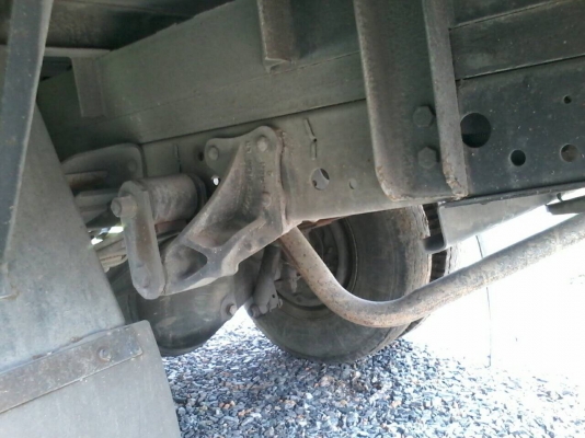 ขาย6ล้อISUZU NKR ปี48ไฟทับทิม เครื่อง130โทโบ ตู้แห้งยาว4.30เมตร