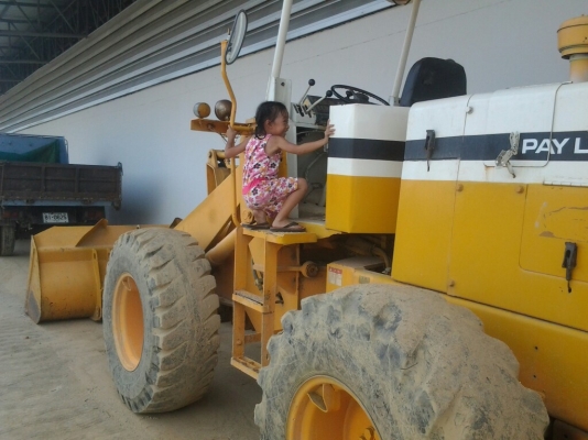 รถตัก komussuขายถูก 0817644684