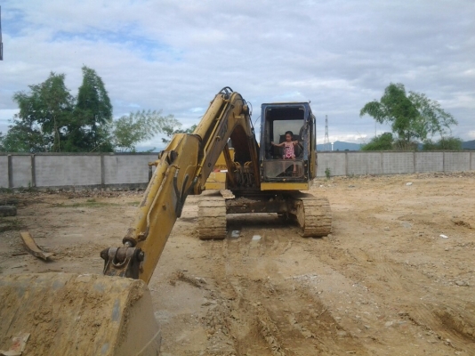 รถแมคโครCAT 120  0817644684