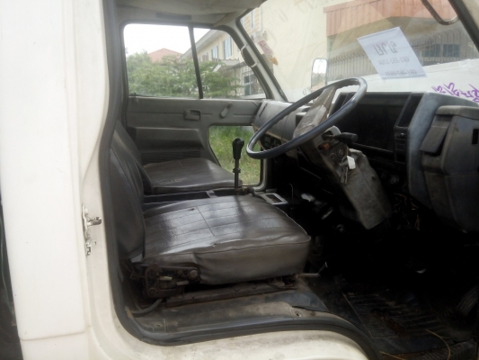 ##ขายหกล้อบันทุก ISUZU NPR59PU5 เครือ่ง 4BE1 ฝาดำ## พ.พาวเว่อ กะบะห้าเมตร ห้าง