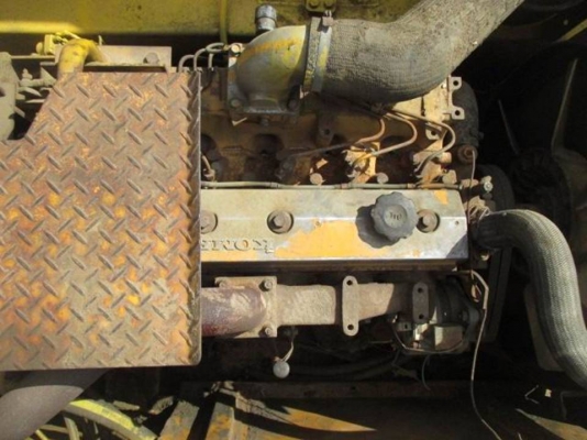 ขาย- รถขุด สภาพสวย KOMATSU PC 100-3 มือสองญี่ปุ่นแท้ ใช้งานมาน้อยมาก ขาย- รถขุด สภาพสวย KOMATSU PC 100-3 มือสองญี่ปุ่นแท้ ใช้งานมาน้อยมาก