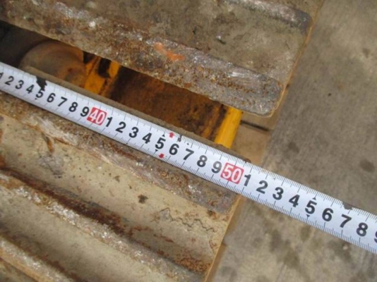 ขาย- รถขุด สภาพสวย KOMATSU PC 100-3 มือสองญี่ปุ่นแท้ ใช้งานมาน้อยมาก ขาย- รถขุด สภาพสวย KOMATSU PC 100-3 มือสองญี่ปุ่นแท้ ใช้งานมาน้อยมาก