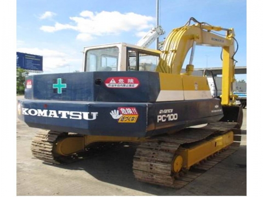ขาย- รถขุด สภาพสวย KOMATSU PC 100-3 มือสองญี่ปุ่นแท้ ใช้งานมาน้อยมาก ขาย- รถขุด สภาพสวย KOMATSU PC 100-3 มือสองญี่ปุ่นแท้ ใช้งานมาน้อยมาก