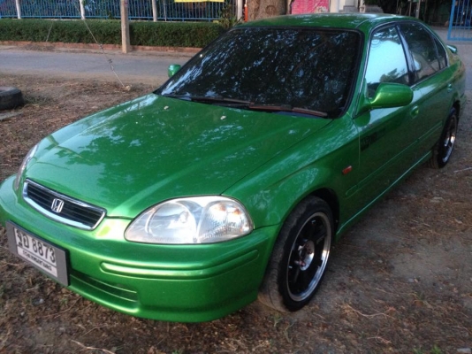 ขาย honda civic ตาโตติดแก๊สlpg สภาพพร้อมใช้และพร้อมเดินทาง