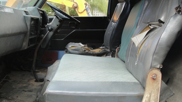 ISUZU NPR เครื่อง4BD1(115แรง) เพาเวอร์ ยางดี คัสฃีสวยมาก รถสวยพร้อมใช้ ISUZU NPR เครื่อง4BD1(115แรง) เพาเวอร์ ยางดี คัสฃีสวยมาก รถสวยพร้อมใช้