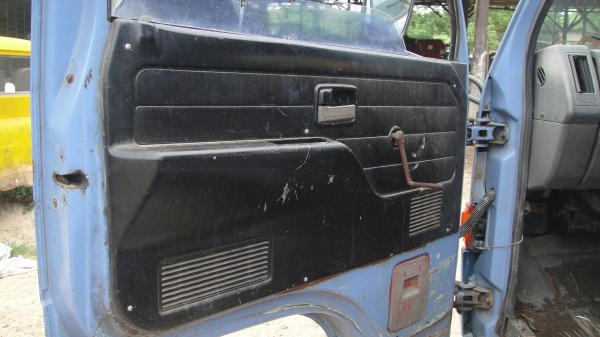 ISUZU NPR เครื่อง4BD1(115แรง) เพาเวอร์ ยางดี คัสฃีสวยมาก รถสวยพร้อมใช้ ISUZU NPR เครื่อง4BD1(115แรง) เพาเวอร์ ยางดี คัสฃีสวยมาก รถสวยพร้อมใช้