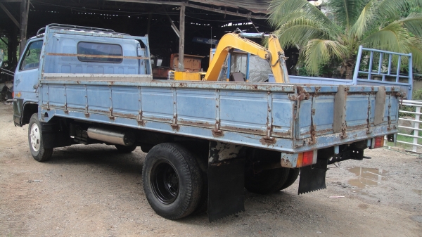 ISUZU NPR เครื่อง4BD1(115แรง) เพาเวอร์ ยางดี คัสฃีสวยมาก รถสวยพร้อมใช้ ISUZU NPR เครื่อง4BD1(115แรง) เพาเวอร์ ยางดี คัสฃีสวยมาก รถสวยพร้อมใช้