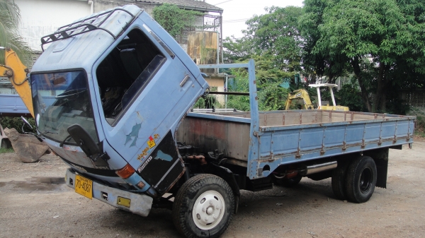 ISUZU NPR เครื่อง4BD1(115แรง) เพาเวอร์ ยางดี คัสฃีสวยมาก รถสวยพร้อมใช้ ISUZU NPR เครื่อง4BD1(115แรง) เพาเวอร์ ยางดี คัสฃีสวยมาก รถสวยพร้อมใช้