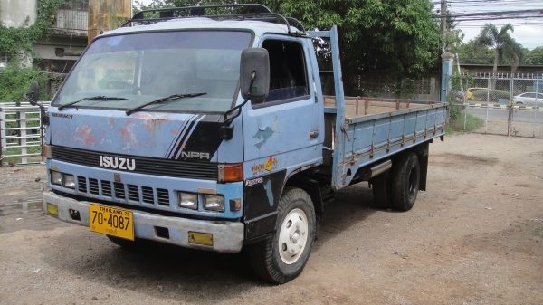 ISUZU NPR เครื่อง4BD1(115แรง) เพาเวอร์ ยางดี คัสฃีสวยมาก รถสวยพร้อมใช้