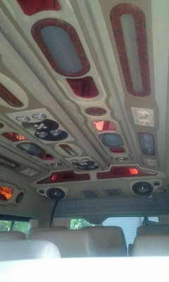 ขายรถตู้ VIP ขายรถตู้ VIP