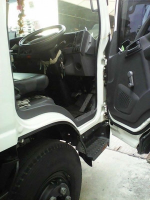 ืNQR ปี 56  รถสวยสภาพพร้อมใช้งาน( เจ้าของขายเอง ) ราคา 990,000 บาท