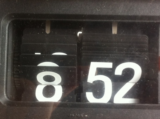 นาฬิกาตั้งโต๊ะพลิกแผ่นป้ายพลิก SEIKO จากญี่ปุ่น คลาสสิคแผ่นป้ายบอกเวลา