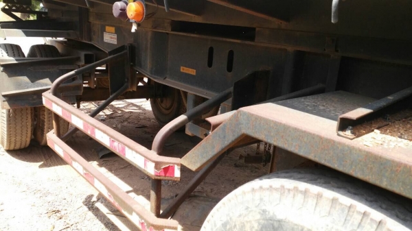 22 ล้อแม่ลูก 360 แรง ไมล์ 84000 กม นิดๆ รถสวยเดิมๆทั้งคัน(ขายรวมดาวน์รวมผ่อน 3000000)