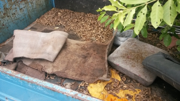 ขายกระบะรถเชียงกง 170X315ม. ใส่4ล้อ-6ล้อเล็กครับ ขาย 9500 บาท