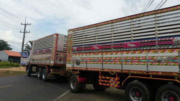 **2,950,000 บ.ต่อรอง/// ISUZU DECA-360 ปี56 แม่-ลูก ดั้มมิเนียมเกษตร **ขาย ISUZU DECA-360 22ล้อพ่วง แม่+ลูก ดั้มเนียมเกษตร สวยๆ ISUZU DECA FXZ-360 EURO-3 ปี56 เครื่องเดิม เกียร์เดิม ไมล์ 19x,xxx กม.เครื่องแน่น แรง แห้ง เสียงเครื่อง นิ่มๆ เลยครับ เกียร์เดิ **2,950,000 บ.ต่อรอง/// ISUZU DECA-360 ปี56 แม่-ลูก ดั้มมิเนียมเกษตร **ขาย ISUZU DECA-360 22ล้อพ่วง แม่+ลูก ดั้มเนียมเกษตร สวยๆ ISUZU DECA FXZ-360 EURO-3 ปี56 เครื่องเดิม เกียร์เดิม ไมล์ 19x,xxx กม.เครื่องแน่น แรง แห้ง เสียงเครื่อง นิ่มๆ เลยครับ เกียร์เดิ