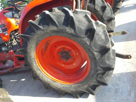 รถไถ 47 แรงม้า+ใบดันล่าง(ส่งฟรีทั่วประเทศ)ใช้เงินออกรถ 30,000