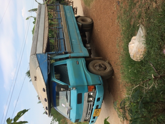 ขายรถโดยสาร isuzu 100 แรง สภาพสวยๆๆ คัทชีสวยมาก