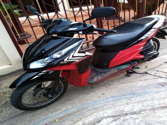 ขายClick110i หัวฉีด ปี54 ไมล์ขาว รถเครื่องเดิมๆสภาพดี