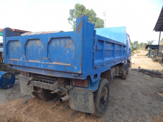 ขาย355000บาทรถ6ล้อดั้มNPRเครื่อง110แรง สภาพสวยพร้อมใช้งาน