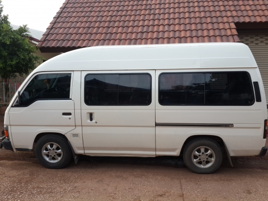 ขายด่วน รถตู้ NISSAN URVAN ขายด่วน รถตู้ NISSAN URVAN