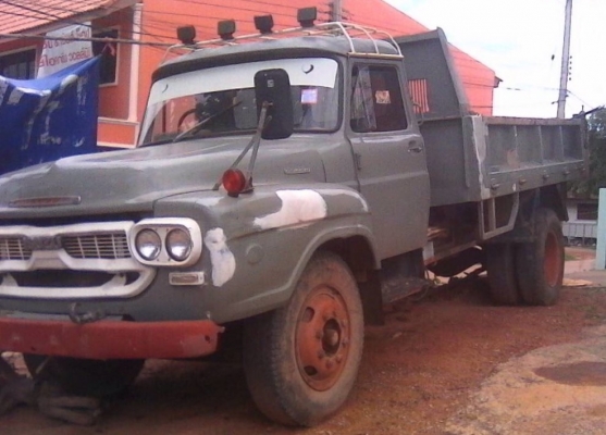 ISUZU TX DA120 HP รถหัวยาวหกล้อดั๊มพ์ กระบะดั๊มพ์เหล็ก 6 ตันความยาว 3.80 เมตรสภาพดีไม่มีผุพร้อมบรรทุกได้เลย เครื่องยนต์แรงดีมากครับ หัวเก๋งประตูเหล็กภายในเก๋งคอนโซลครบ พวงมาลัยธรรมดา ช่วงล่างใหญ่คัชซีสวยมากไม่มีแตกบวมครับ เฟืองท้ายเดิมๆไม่มีแตกเยิ้ม ยาง 9