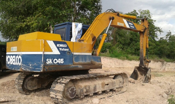 ขายด่วนแบ็คโฮ KOBELCO SK04 สภาพเก่านอกเอกสารใบอินวอย สภาพพร้อมใช้สุดๆโทร0843923995
