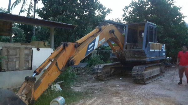 ขายด่วนแบ็คโฮ KOBELCO SK04 สภาพเก่านอกเอกสารใบอินวอย สภาพพร้อมใช้สุดๆโทร0843923995