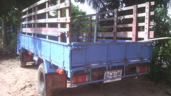 ขาย6ล้อ ราคาถูก ทะเบียนพร้อมโอน0926738008  ลดราคาได้อีกครับ