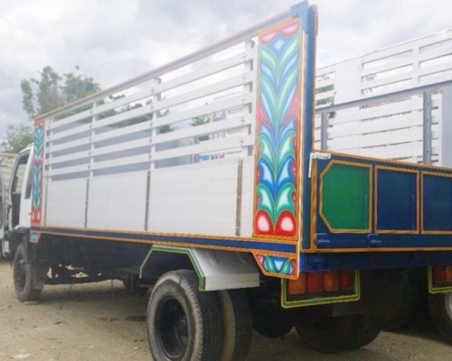 HINO FF2H 210 HP HO6C-TC หกล้อดั๊มพ์ กระบะดั๊มพ์มิเนียมคอกเกษตร 12 ตันความยาว 5.80 เมตรสภาพสวยจัดพร้อมบรรทุกหนักได้เลยครับ เครื่องยนต์แน่นดีแรงดีไม่มีเยิ้ม หัวเก๋งไฮเทคอย่างสวยภายในเก๋งคอนโซลสวยครบพร้อม พวงมาลัยเพาเวอร์ ช่วงล่างใหญ่คัชซีสวยเดิมไม่มีแตกบวม