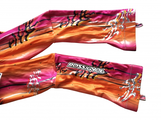 ROSSIGNOL Race Suits ใครที่กำลังมองหาชุดสกีไปทดลองเล่นที่ ตปท. ไม่ต้องไปเช่าชุดครับ " สามารถใส่เล่นกีฬาทางน้ำได้ "